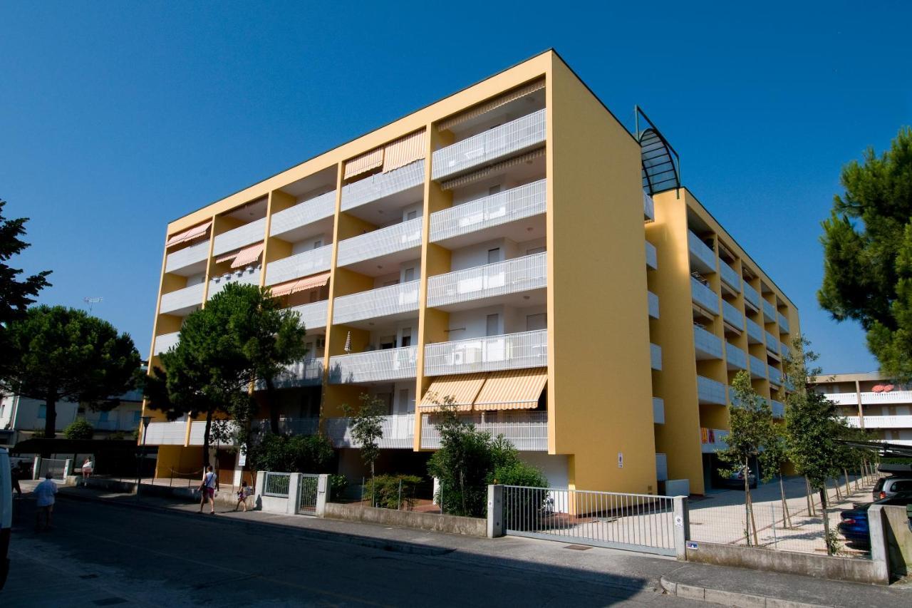Appartement Atlante à Bibione Extérieur photo